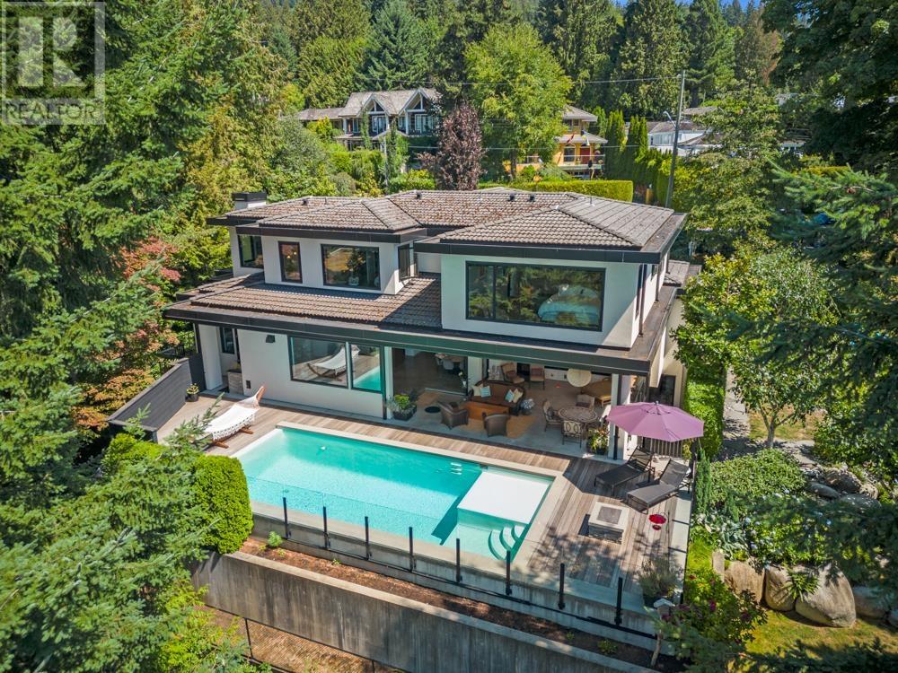 2650 Rosebery Avenue, West Vancouver, British Columbia  V7V 3A2 - Photo 4 - R2838749