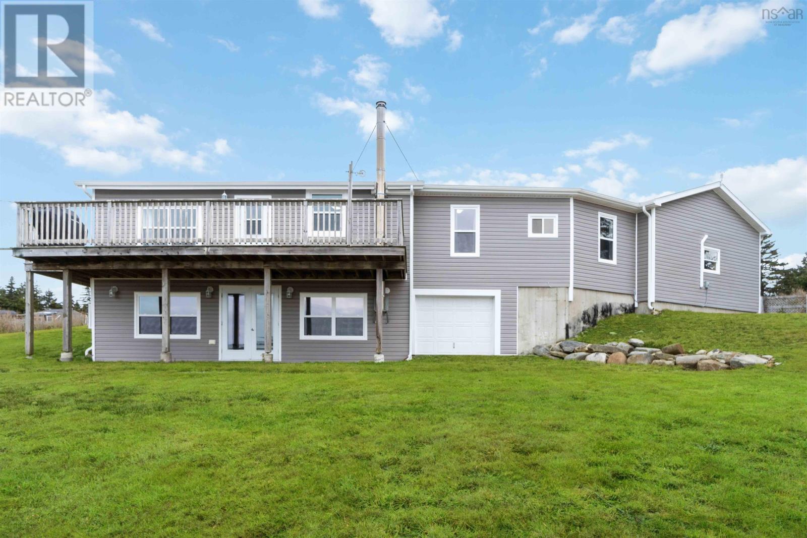 45 Ross Durkee Road, Sandford, Nova Scotia B5A 5K8 (26378481) Eric