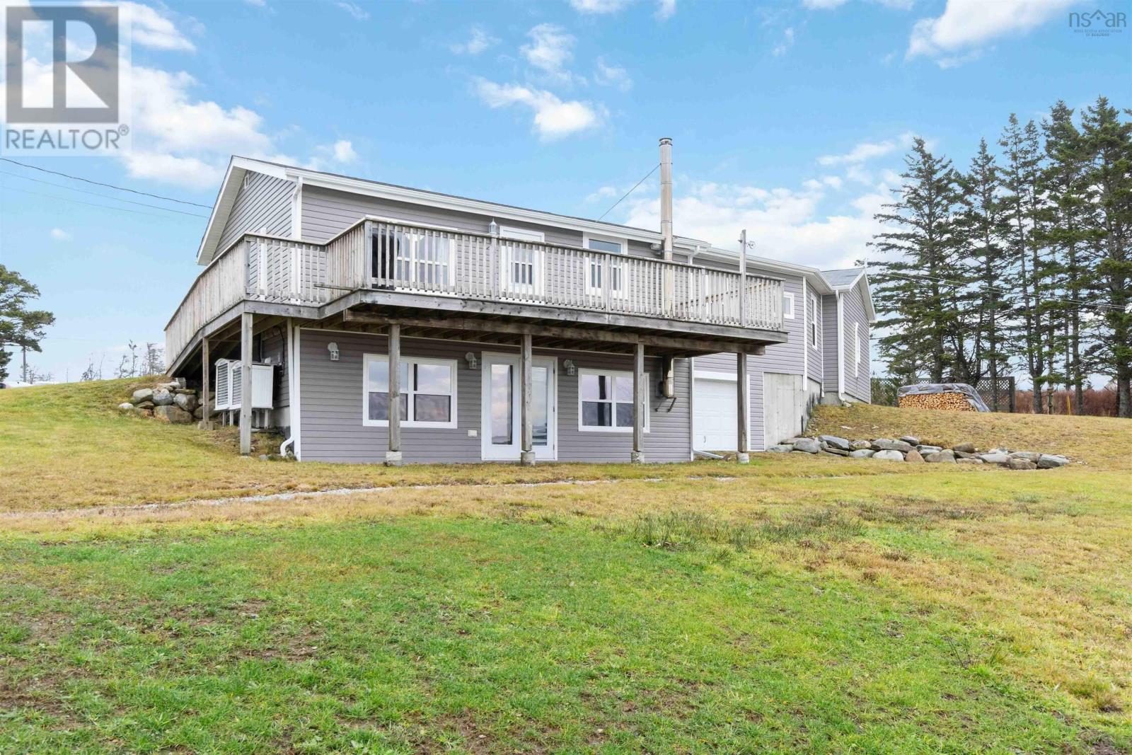 45 Ross Durkee Road, Sandford, Nova Scotia B5A 5K8 (26378481) Eric