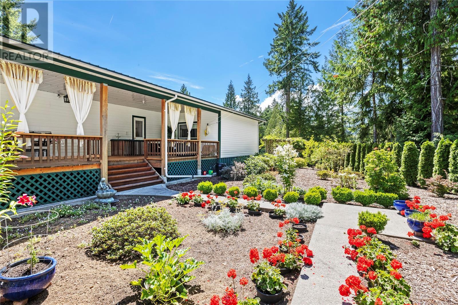 4776 Island Hwy W, Qualicum Beach, British Columbia  V9K 2A7 - Photo 8 - 950281