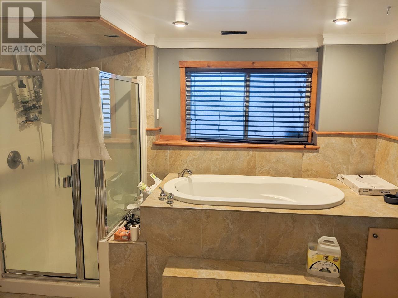 4302 Karindale Road, Kamloops, British Columbia  V2B 8N1 - Photo 14 - 176150