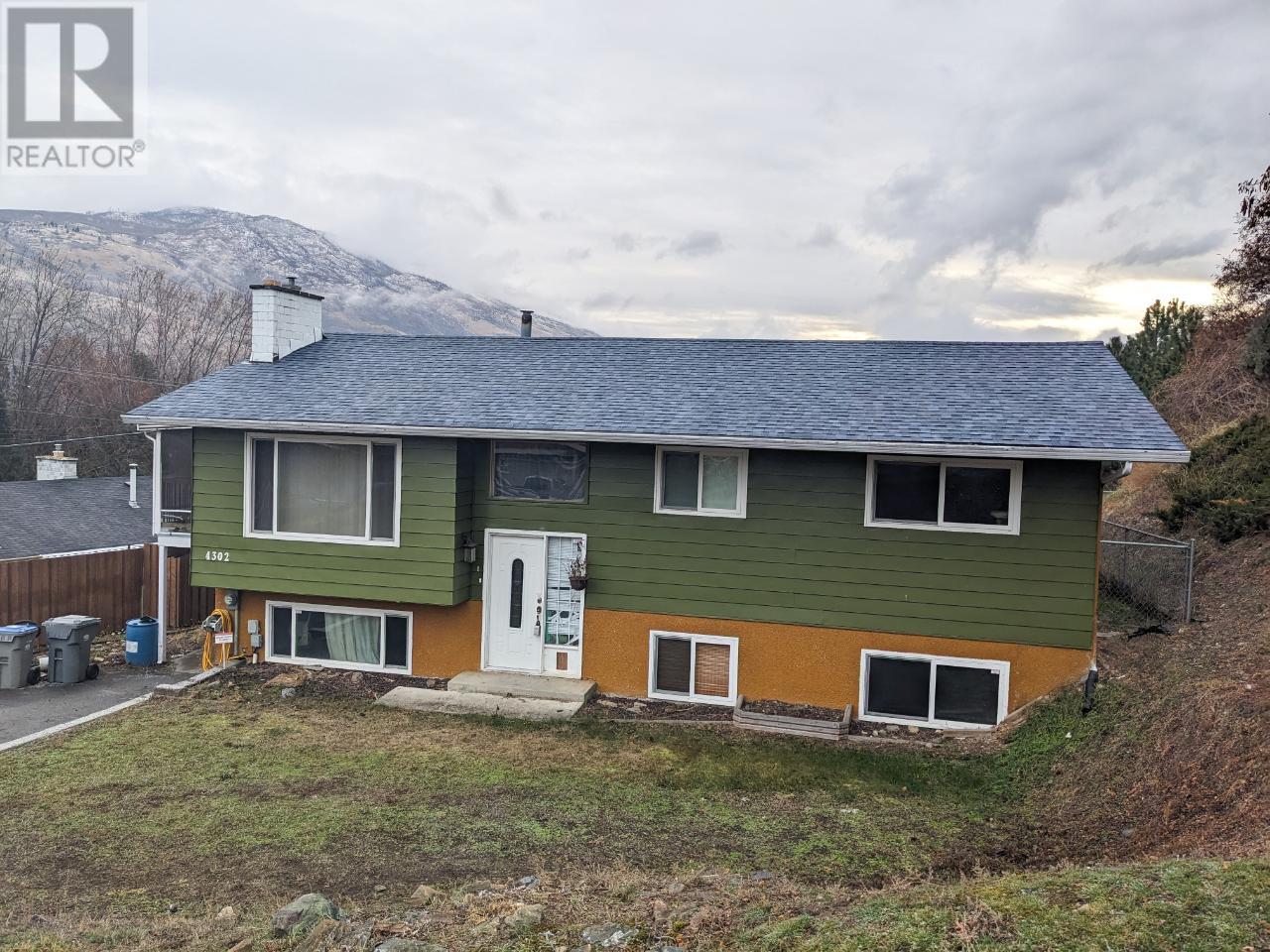 4302 Karindale Road, Kamloops, British Columbia  V2B 8N1 - Photo 2 - 176150