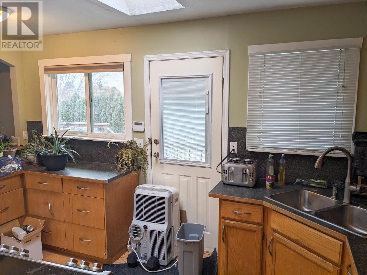 4302 Karindale Road, Kamloops, British Columbia  V2B 8N1 - Photo 8 - 176150