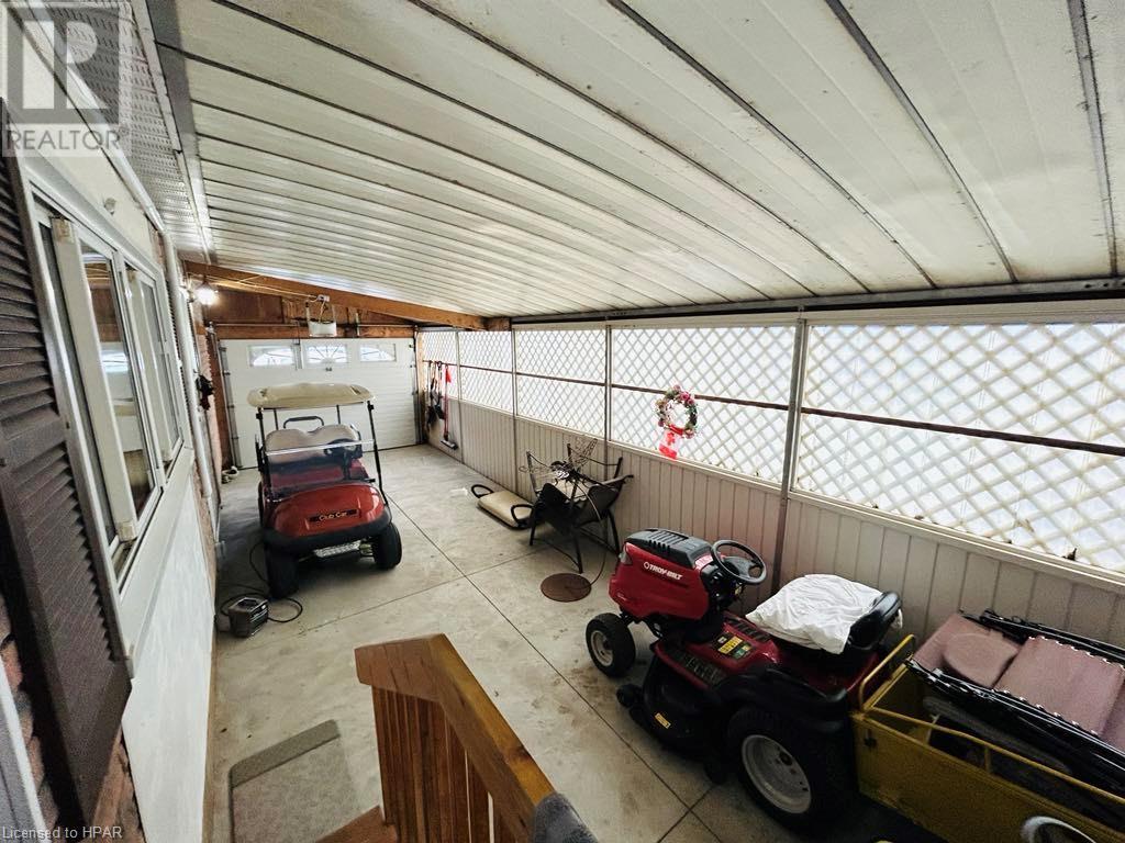 11 Riverside Drive, Turnberry Estates, Ontario  N0G 2W0 - Photo 28 - 40524955