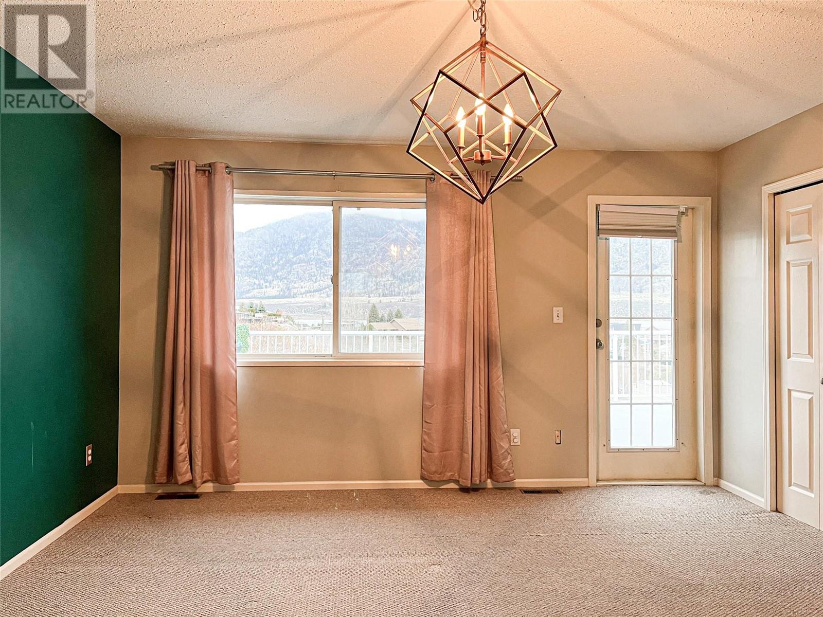 8803 Gala Crescent Osoyoos