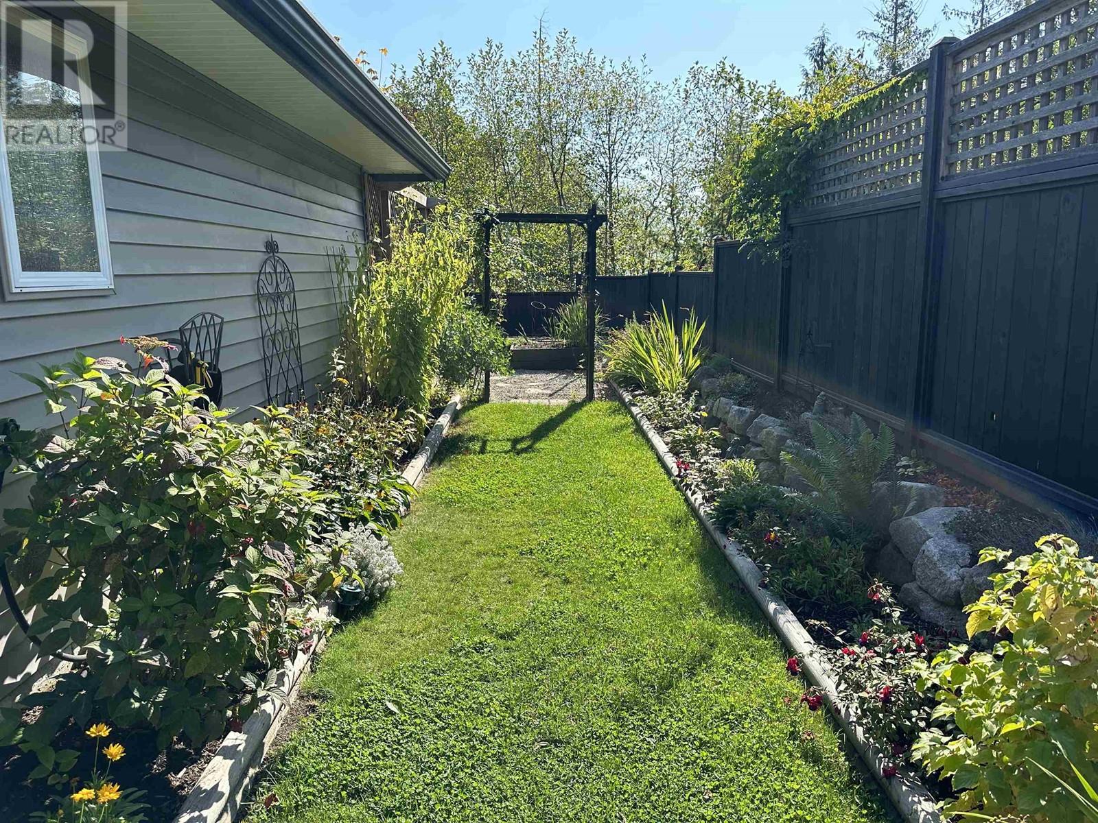 6251 Oracle Road, Sechelt, British Columbia  V7Z 0N7 - Photo 31 - R2839024