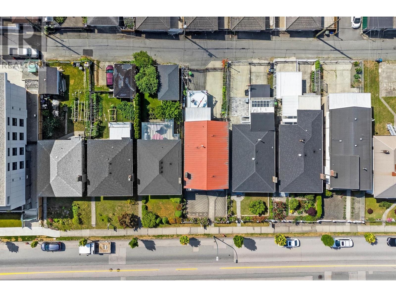 2386 E 33rd Avenue, Vancouver, British Columbia  V5R 2S3 - Photo 2 - R2839060