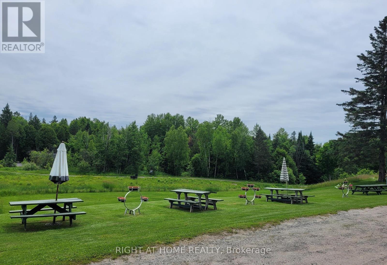 11643 Highway 522, Parry Sound Remote Area, Ontario  P0H 1Y0 - Photo 3 - X7377780