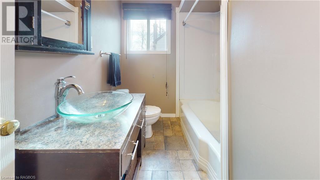 301 2nd Avenue Se, Chesley, Ontario  N0G 1L0 - Photo 10 - 40522865