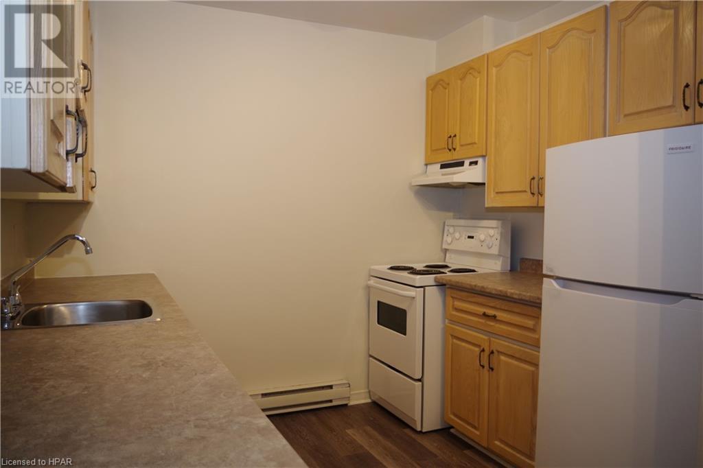 441 Elizabeth Street E Unit# 1, Listowel, Ontario  N4W 2P7 - Photo 10 - 40525205