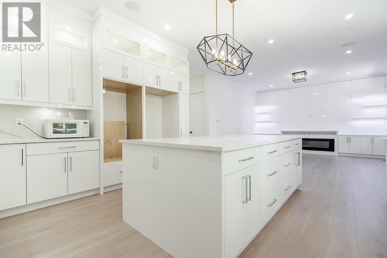 23692 131a Avenue, Maple Ridge, British Columbia  V4R 0J1 - Photo 11 - R2839347