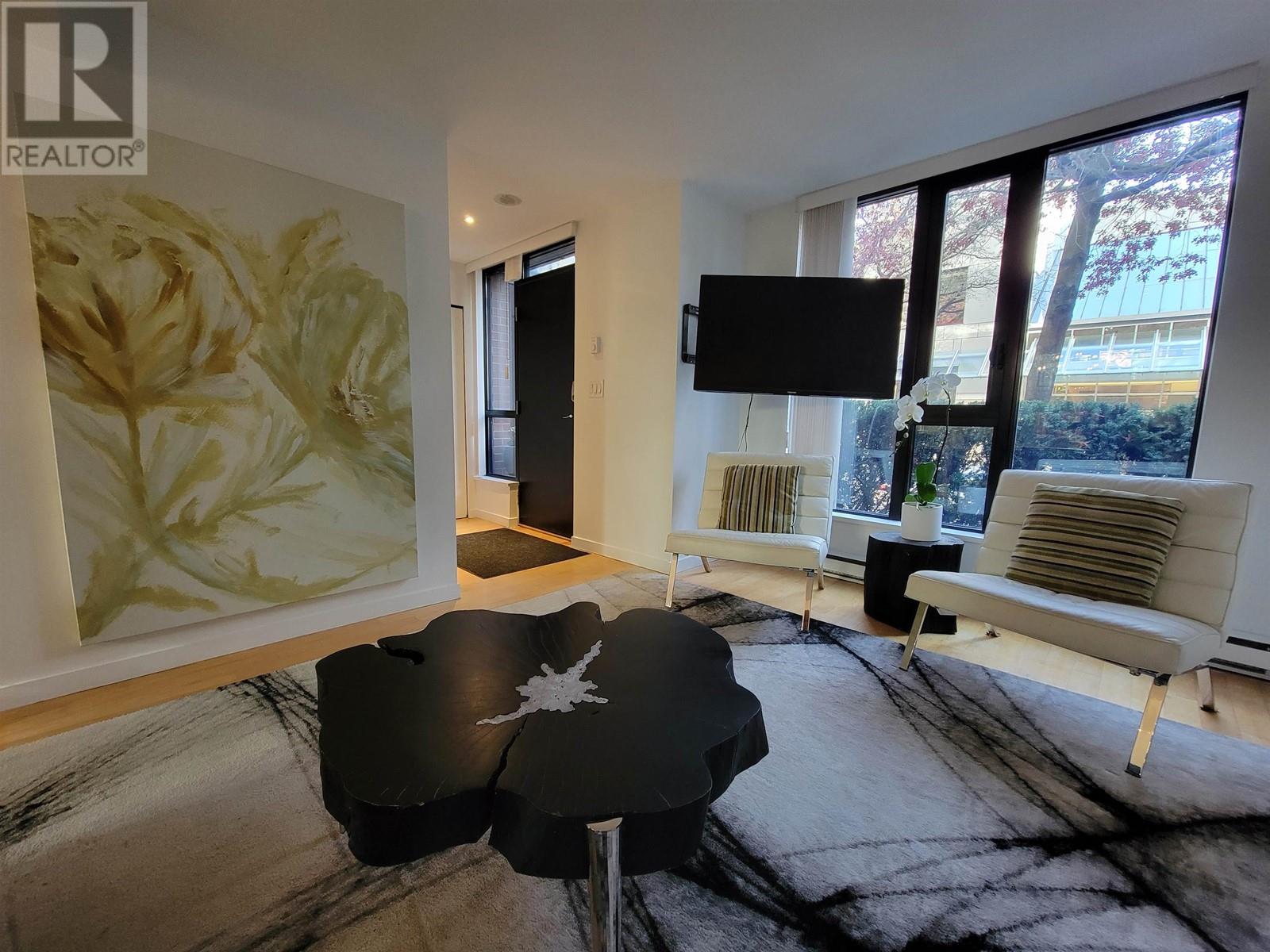 973 Mainland Street, Vancouver, British Columbia  V6B 1T2 - Photo 2 - R2836072