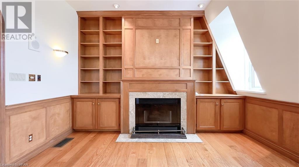 164 Courthouse Square, Goderich, Ontario  N7A 1N1 - Photo 14 - 40525525