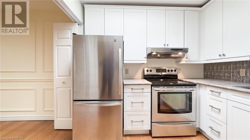 164 Courthouse Square, Goderich, Ontario  N7A 1N1 - Photo 6 - 40525525