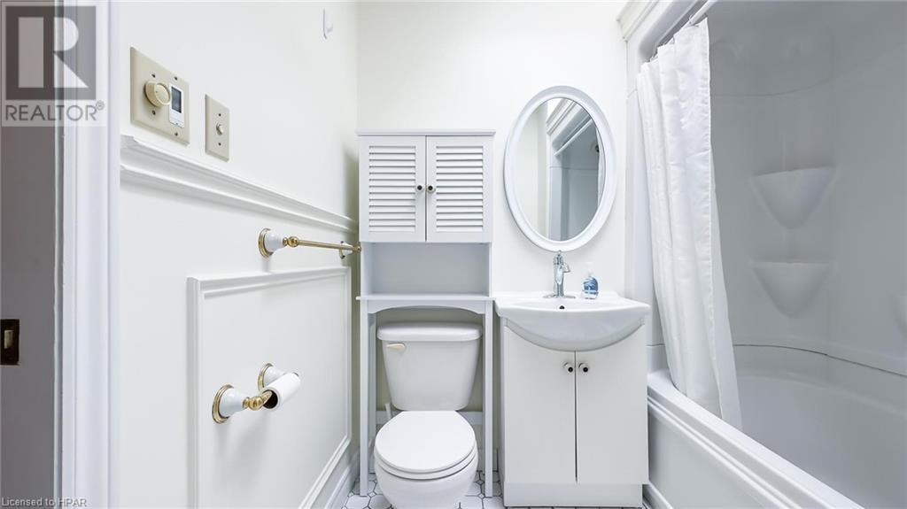 164 Courthouse Square, Goderich, Ontario  N7A 1N1 - Photo 8 - 40525525