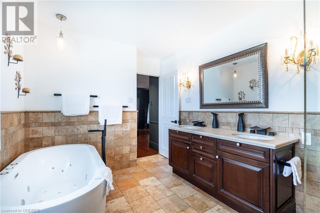 2065 Weybridge Court, Burlington, Ontario  L7P 2J4 - Photo 26 - 40524622
