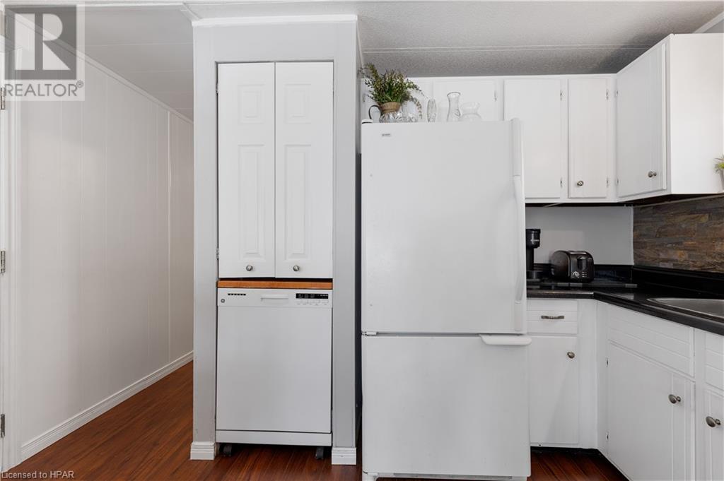 179 Birch Street, Crystal Lake, Ontario  N5A 6S6 - Photo 21 - 40525977