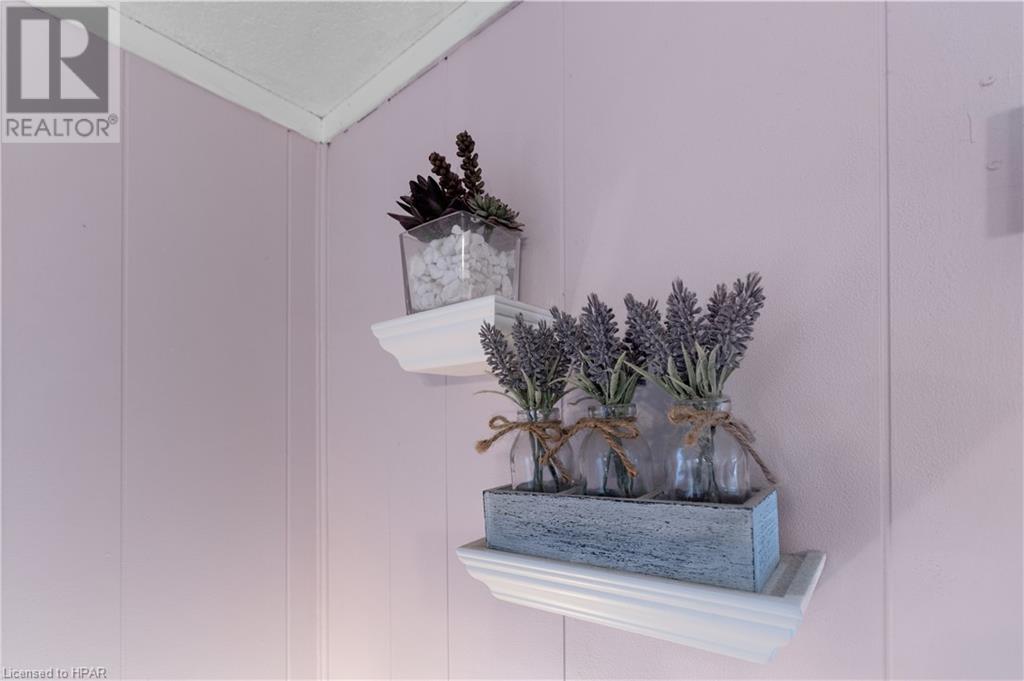 179 Birch Street, Crystal Lake, Ontario  N5A 6S6 - Photo 9 - 40525977