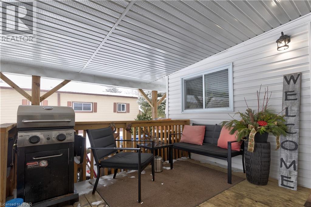 179 Birch Street, Crystal Lake, Ontario  N5A 6S6 - Photo 3 - 40525977