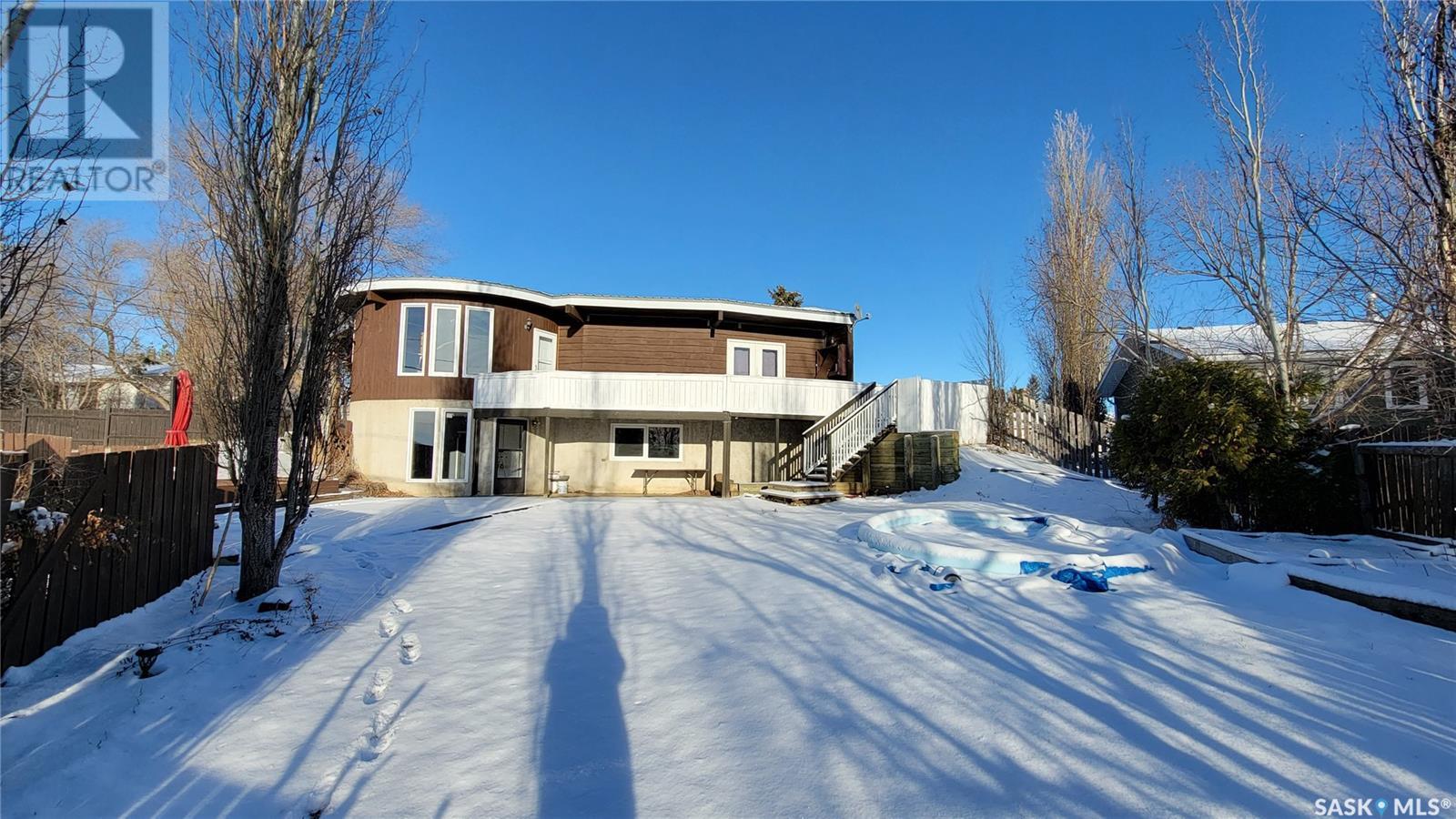 335 Yukon Avenue, Kerrobert, Saskatchewan  S0L 1R0 - Photo 41 - SK953109