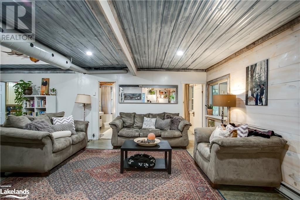 1157 Moon River Road, Bala, Ontario P0C 1A0 (26389578) Mister Waterfront