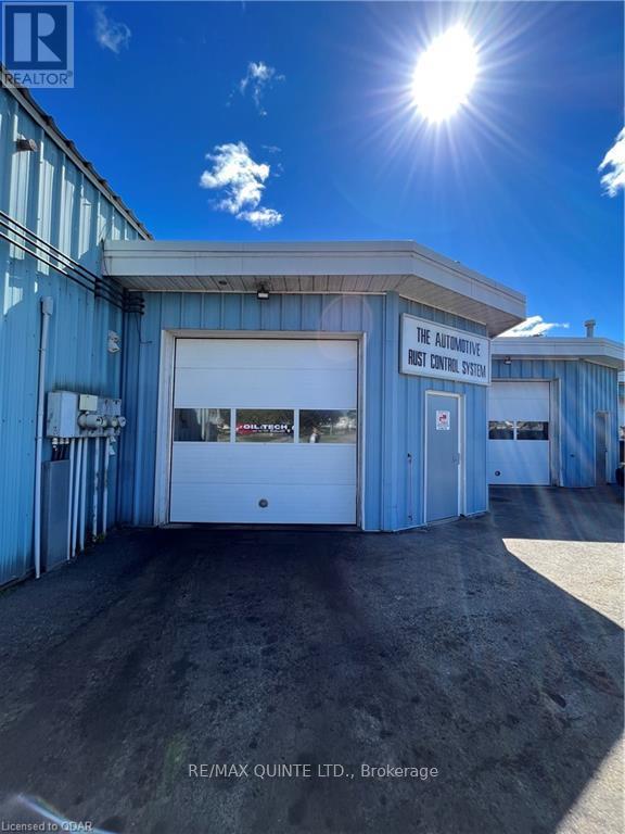 265 College St E, Belleville, Ontario  K8N 2V5 - Photo 2 - X7381014