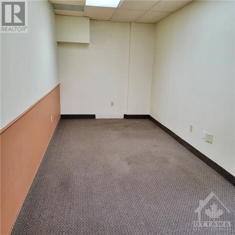 164 Laurier Avenue W Unit#3, Ottawa, Ontario  K1P 5J4 - Photo 2 - 1373051