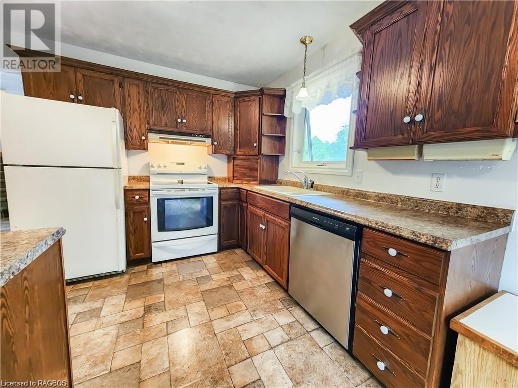 208 Centre Diagonal Road, South Bruce Peninsula, Ontario  N0H 2T0 - Photo 23 - 40526318