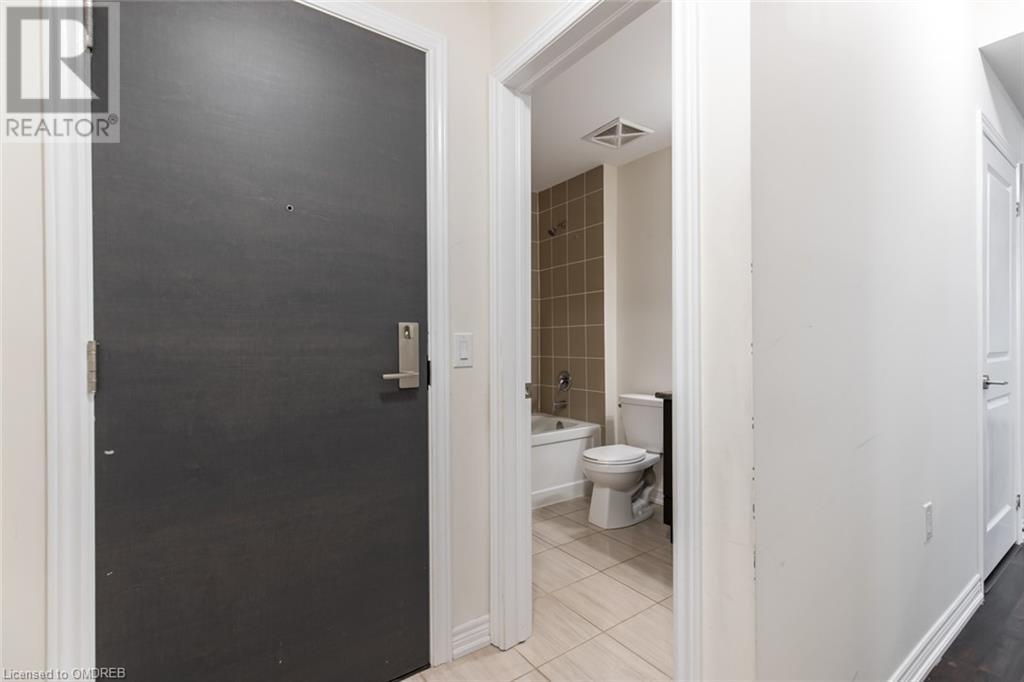2393 Bronte Road Unit# 206, Oakville, Ontario  L6M 4J2 - Photo 4 - 40526451