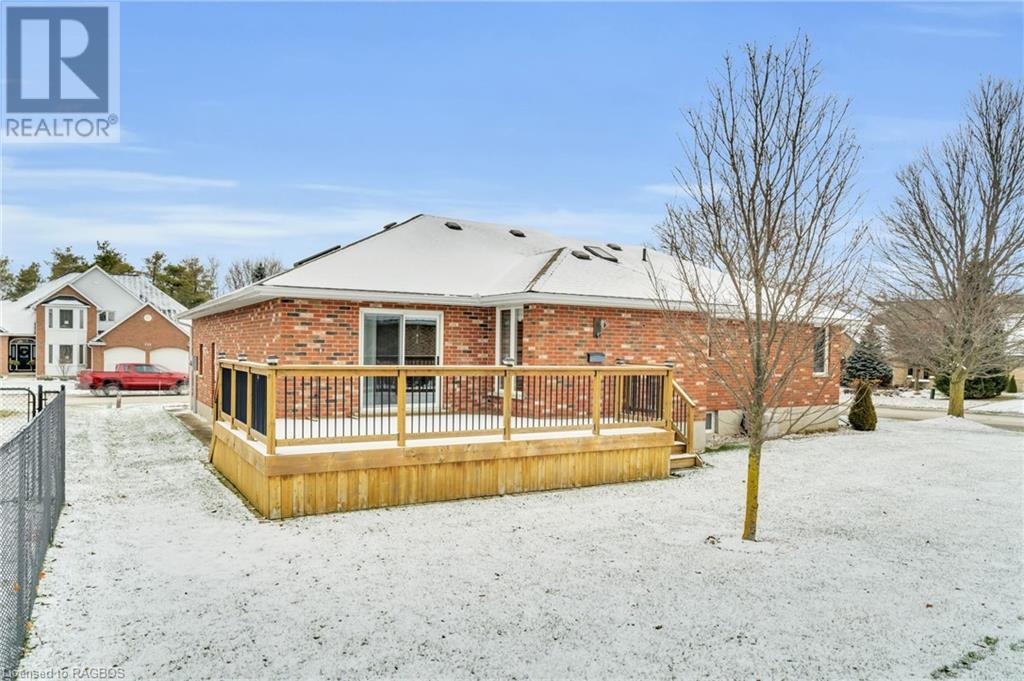 709 17th Street Crescent, Hanover, Ontario  N4N 3S7 - Photo 28 - 40525615