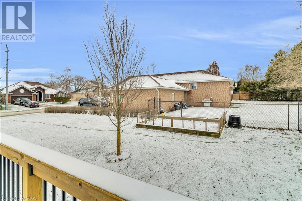 709 17th Street Crescent, Hanover, Ontario  N4N 3S7 - Photo 35 - 40525615