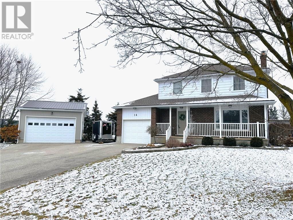 14 Pilkington Street, Ariss, Ontario N0B 1B0 (26393953) Beth and Ryan