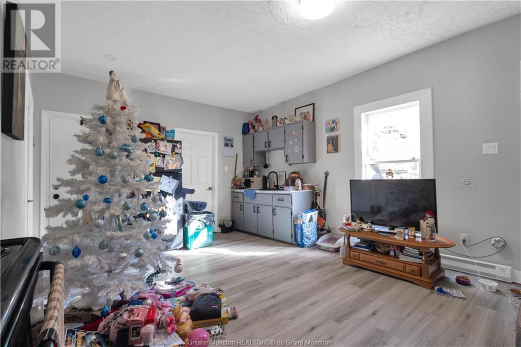 64 Saint John, Saint John, New Brunswick  E2M 2B3 - Photo 11 - M156745