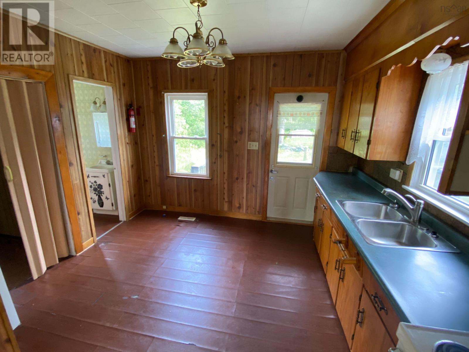 95 Wolfe Street, Liverpool, Nova Scotia  B0T 1K0 - Photo 5 - 202316346