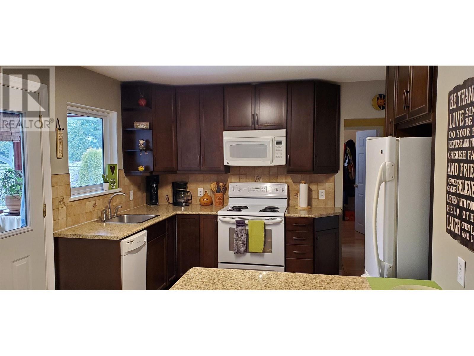 12163 230 Street, Maple Ridge, British Columbia  V2X 6R4 - Photo 5 - R2839338