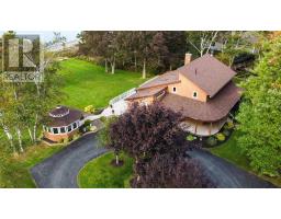 8816 East Bay Highway, Middle Cape, Ca