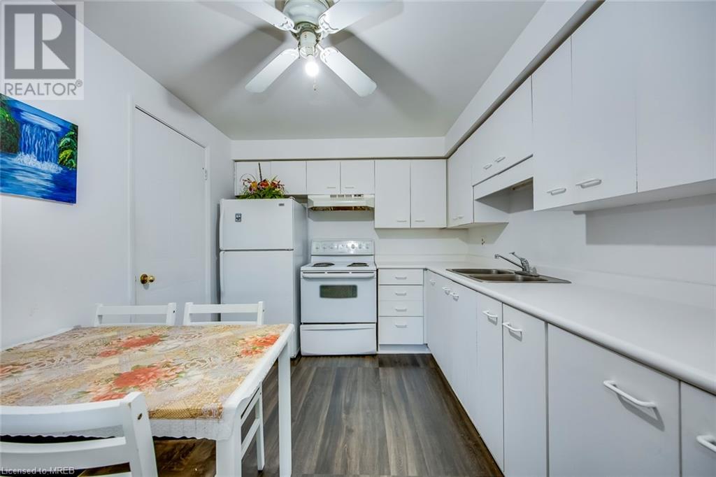 565 Greenfield Avenue Unit# 902, Kitchener, Ontario  N2C 2P5 - Photo 11 - 40527077