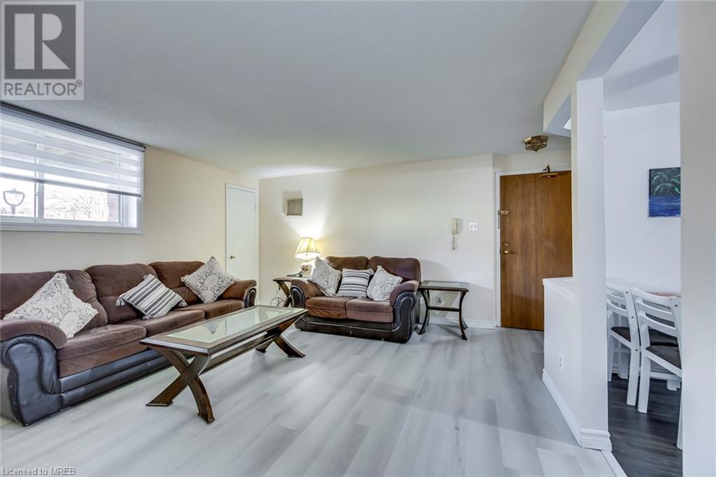 565 Greenfield Avenue Unit# 902, Kitchener, Ontario  N2C 2P5 - Photo 7 - 40527077