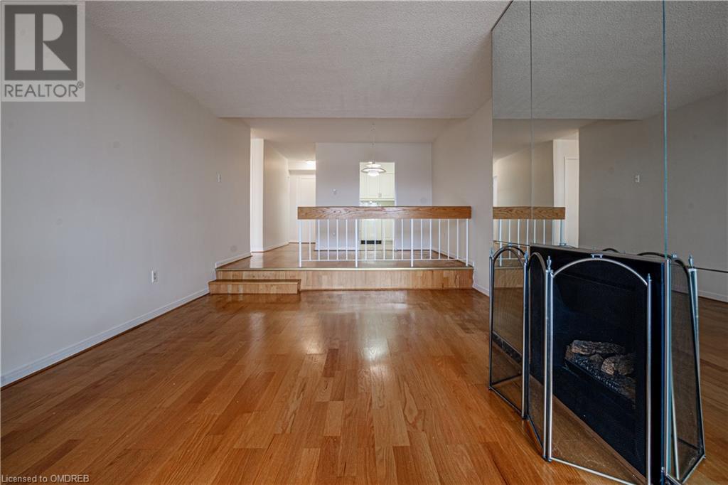 1359 White Oaks Boulevard Unit# 2006, Oakville, Ontario  L6H 2R8 - Photo 10 - 40526446