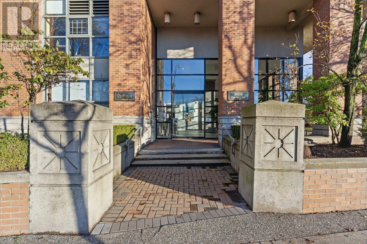 2701 1088 Quebec Street, Vancouver, British Columbia  V6A 4H2 - Photo 2 - R2839863