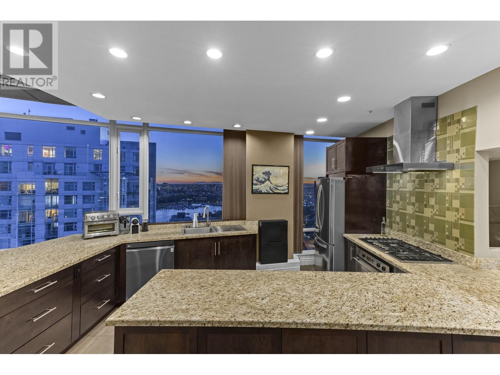 Ph3503 198 Aquarius Mews, Vancouver, British Columbia  V6Z 2Y4 - Photo 10 - R2839866