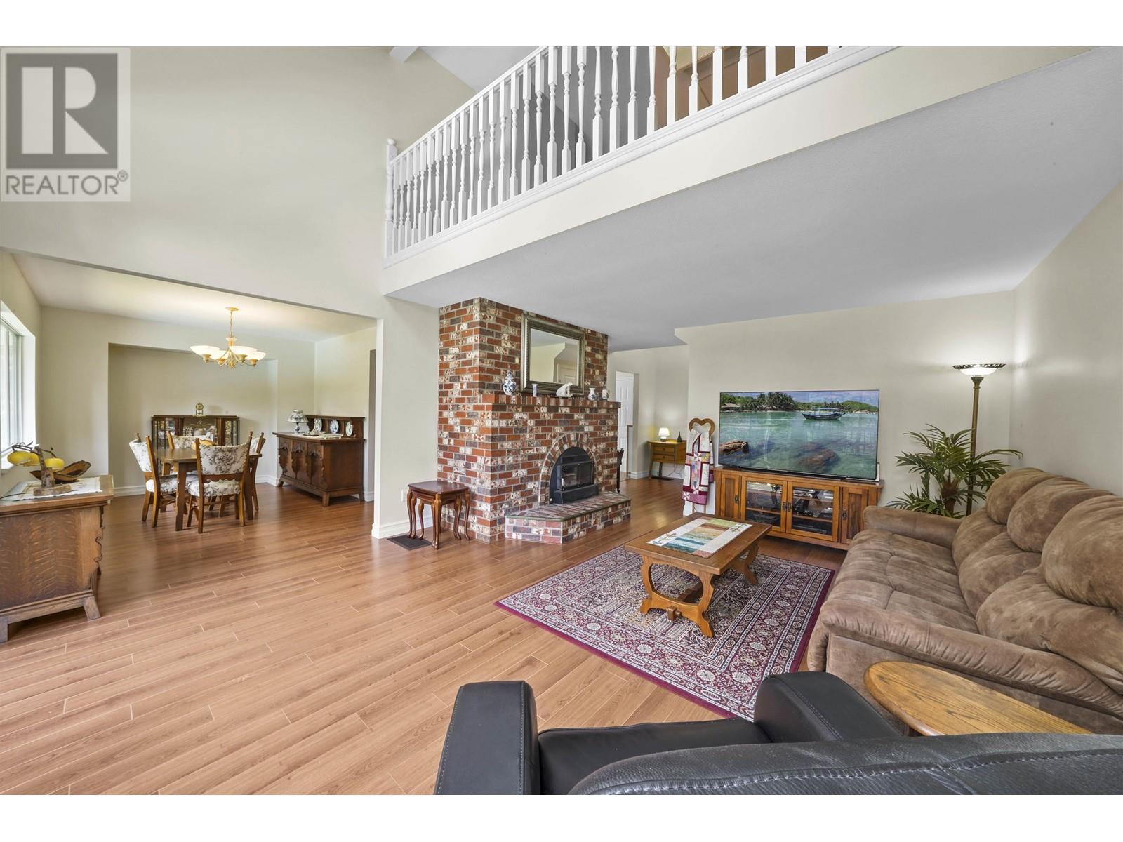26493 Cunningham Avenue, Maple Ridge, British Columbia  V2W 1M8 - Photo 6 - R2839910