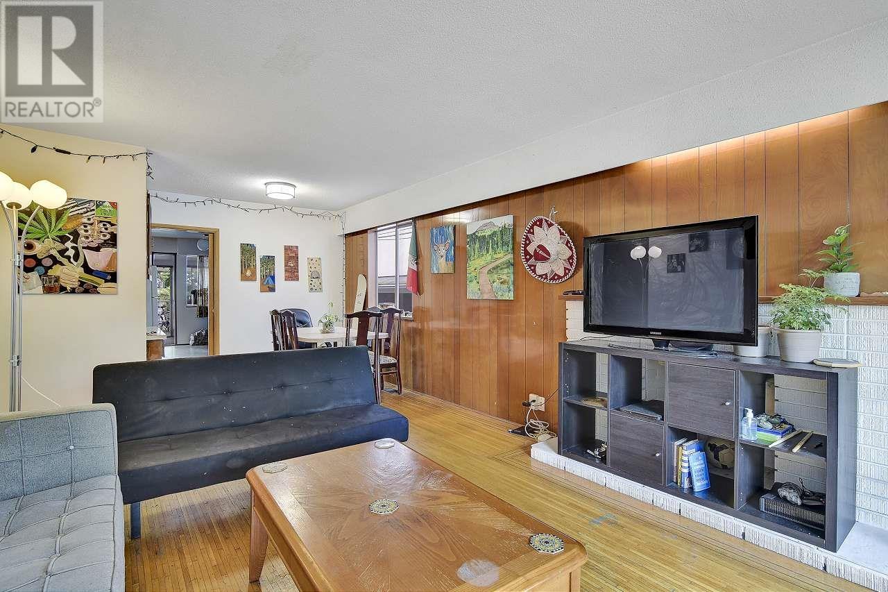 2149 E 32nd Avenue, Vancouver, British Columbia  V5N 3C1 - Photo 1 - R2839915