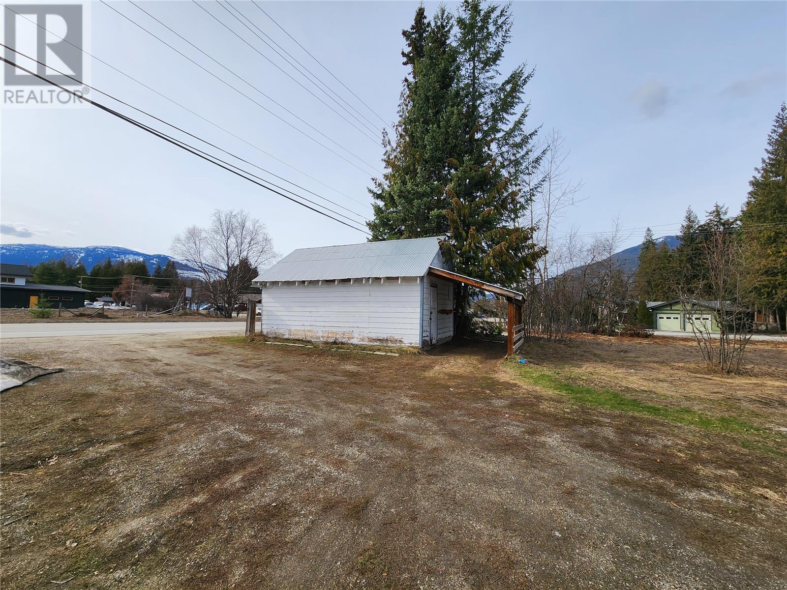 2102 Airport Way Revelstoke