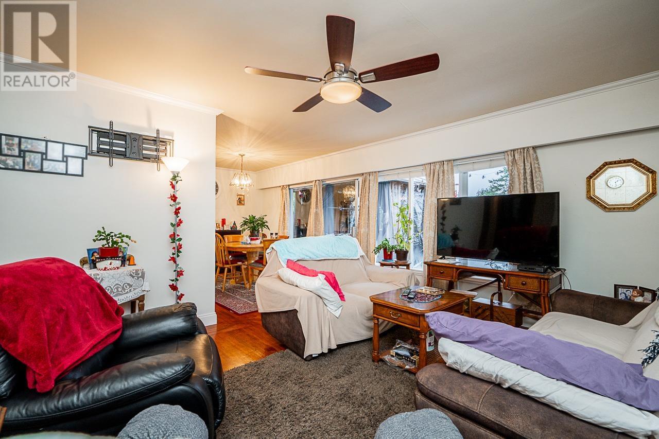 5644 Patrick Street, Burnaby, British Columbia  V5J 3B3 - Photo 5 - R2840169
