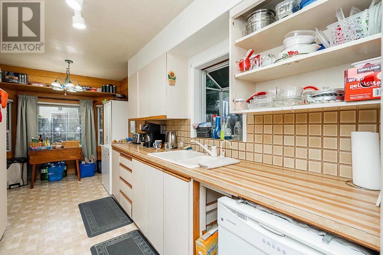5644 Patrick Street, Burnaby, British Columbia  V5J 3B3 - Photo 8 - R2840169