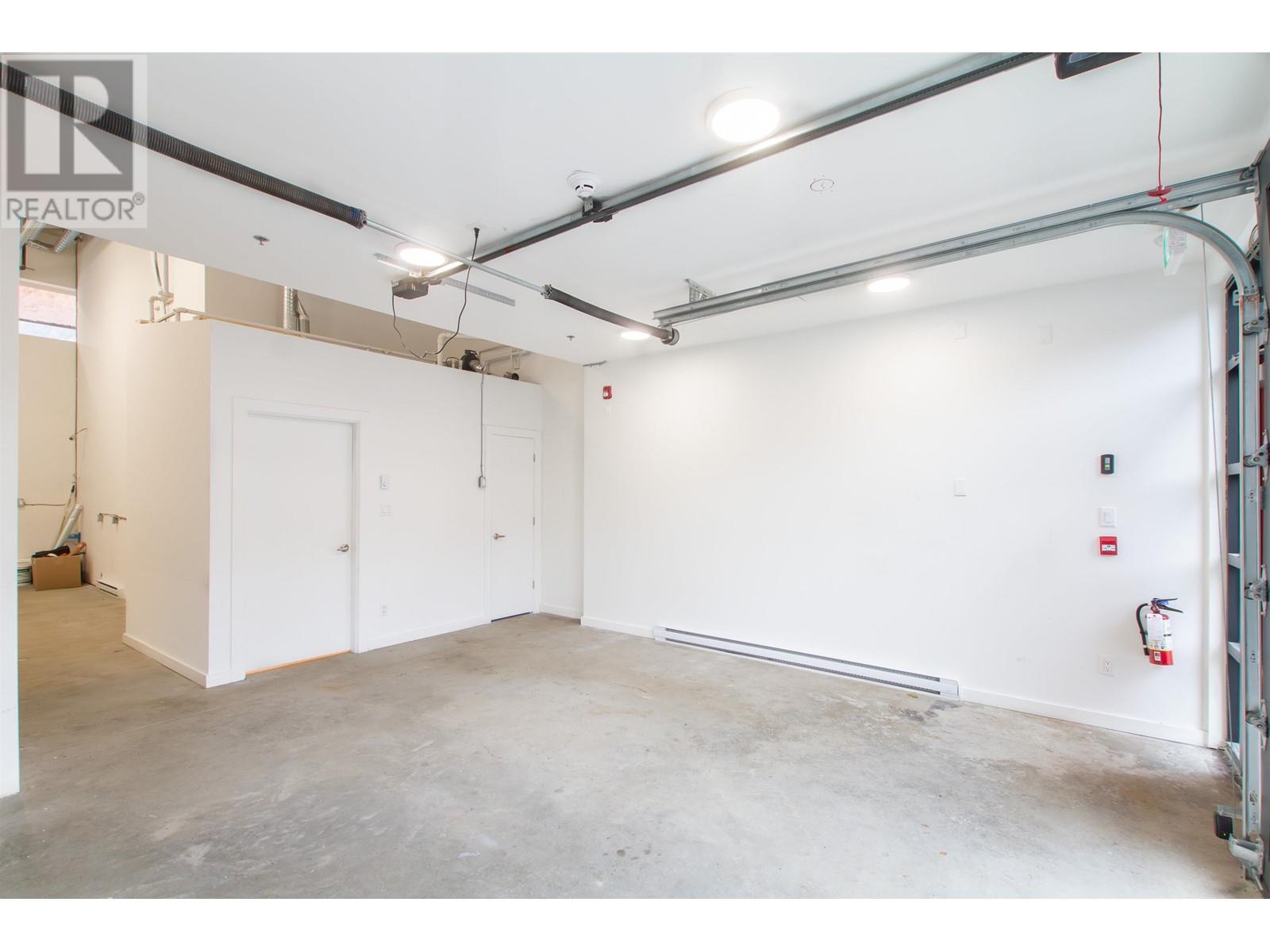 37754 Third Avenue, Squamish, British Columbia  V8B 1C3 - Photo 13 - C8056592