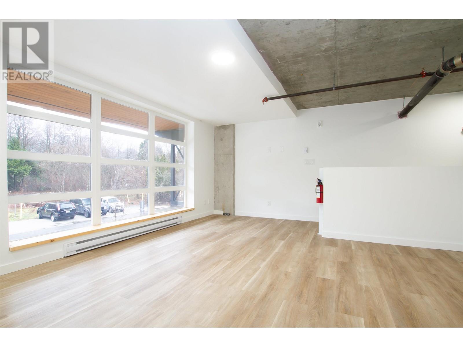 37754 Third Avenue, Squamish, British Columbia  V8B 1C3 - Photo 19 - C8056592