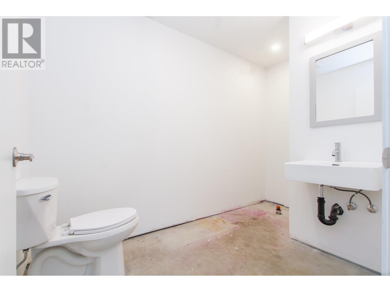 37754 Third Avenue, Squamish, British Columbia  V8B 1C3 - Photo 20 - C8056592