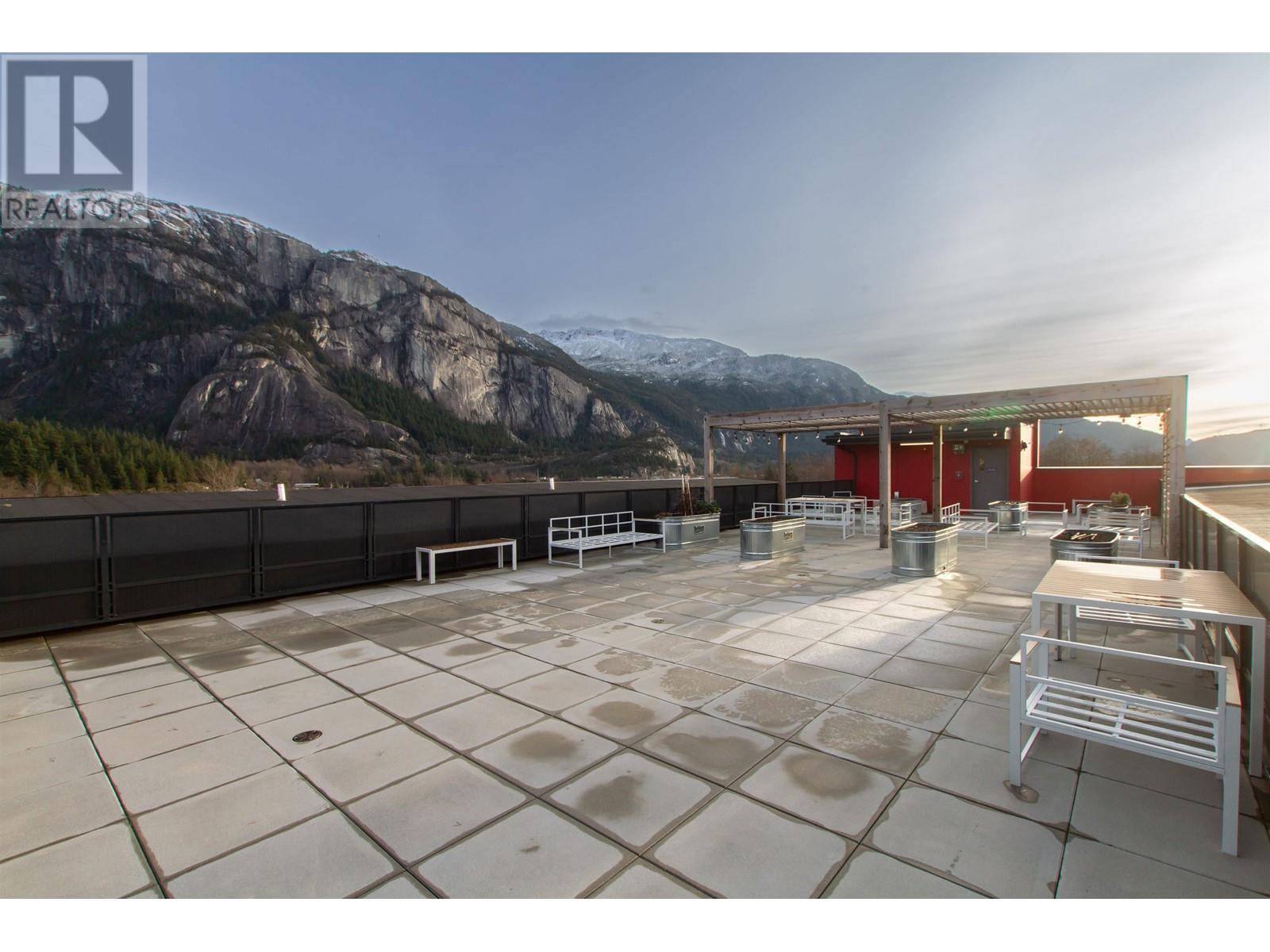 37754 Third Avenue, Squamish, British Columbia  V8B 1C3 - Photo 9 - C8056592